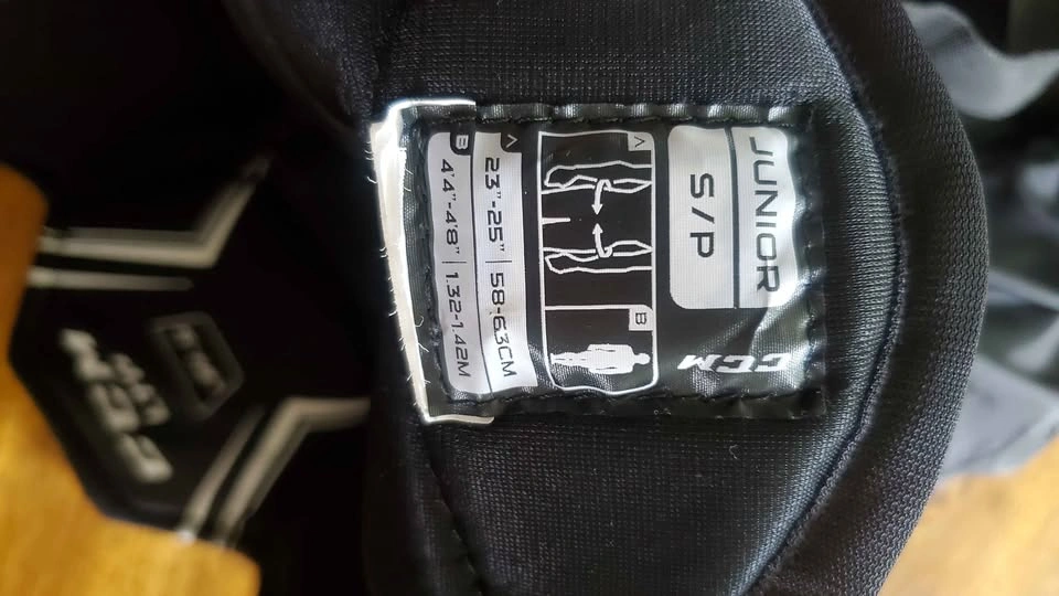 CCM Youth Hockey Pants - JR-S - photo 4