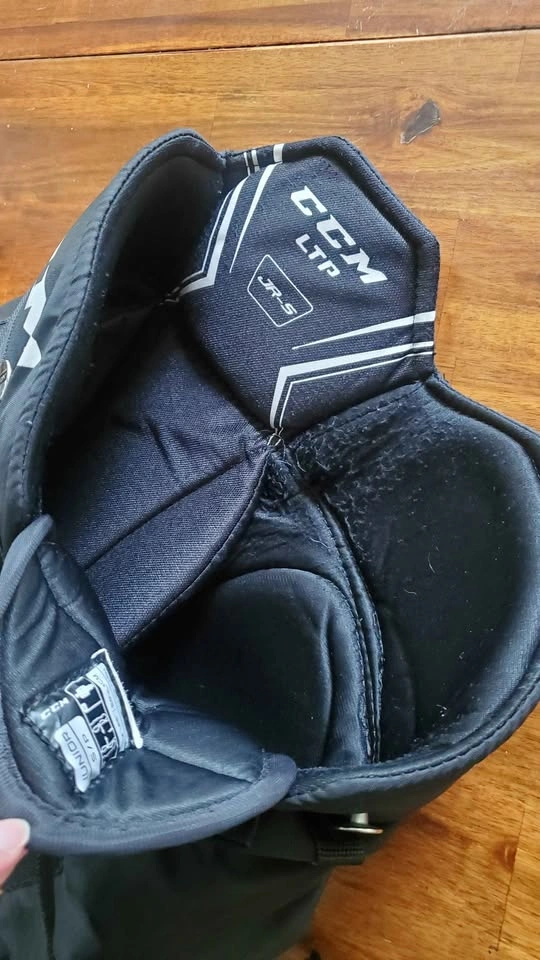 CCM Youth Hockey Pants - JR-S - photo 5