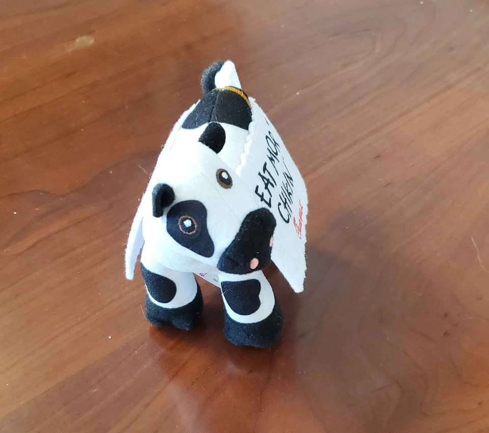 Chick fil A Cow - plush - photo 2
