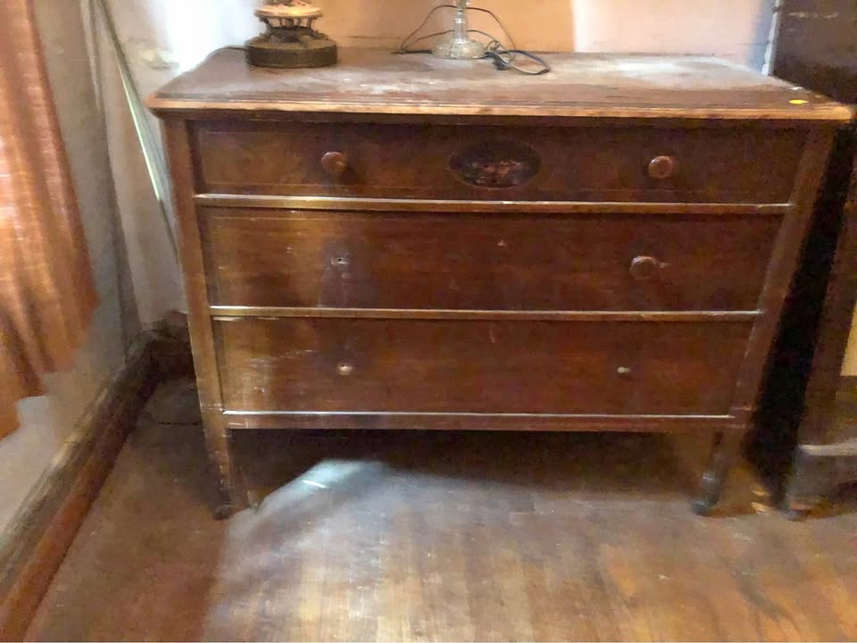 Antique 1918 Sligh Dresser