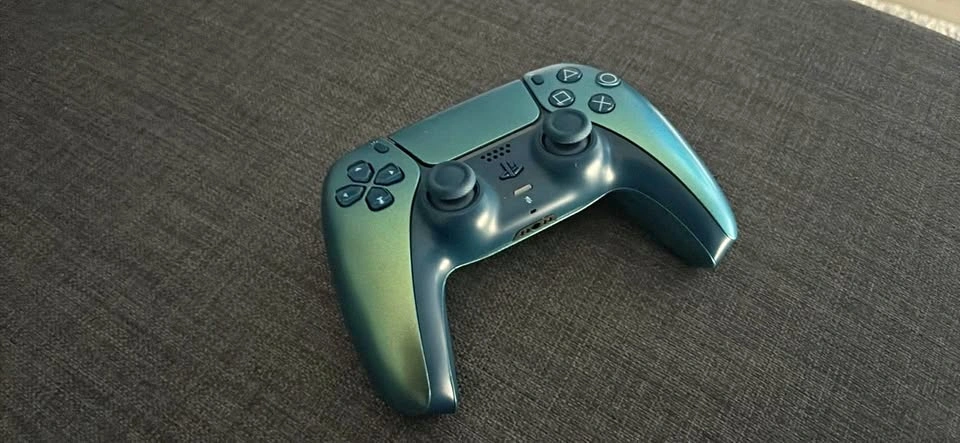 PS5 DualSense Controller
