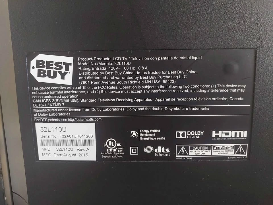 32 inch Toshiba LED TV (not smart) with remote - photo 2
