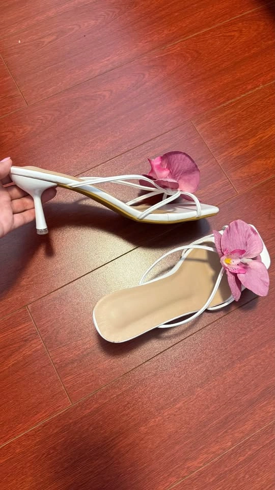Flower orchid kitten heels - photo 2