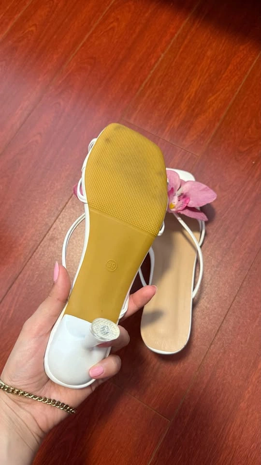 Flower orchid kitten heels - photo 3