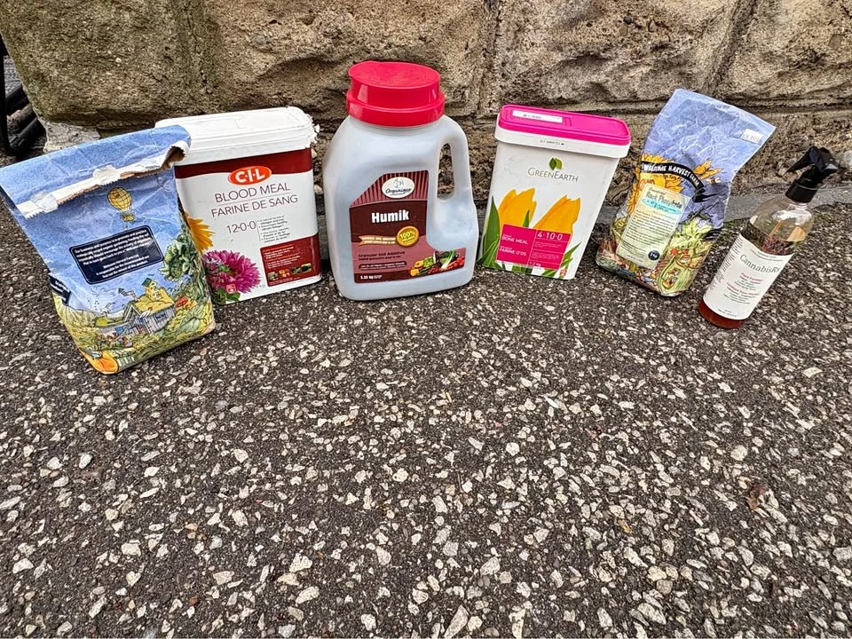 Gardening Supplies - Plant Food & Soil Additives Lot