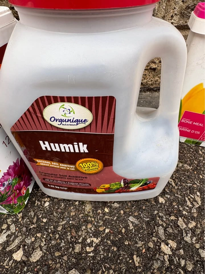 Gardening Supplies - Plant Food & Soil Additives Lot - photo 4