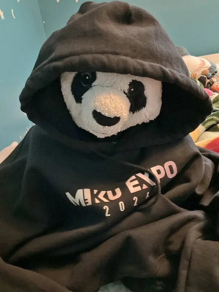 MIKU EXPO - MELTDOWN HOODIE