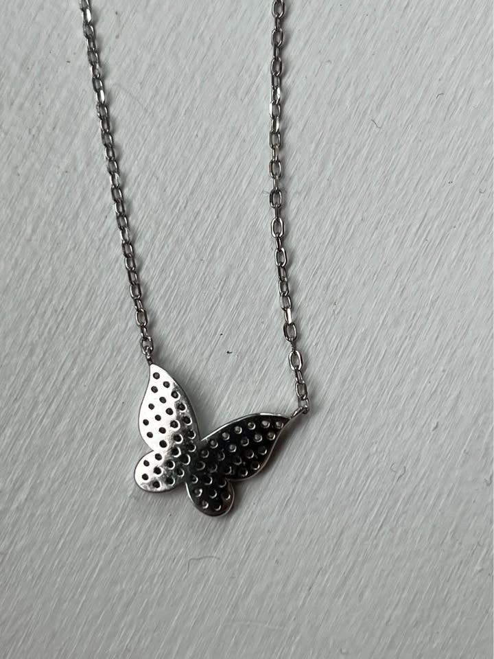 925 butterfly necklace - photo 4