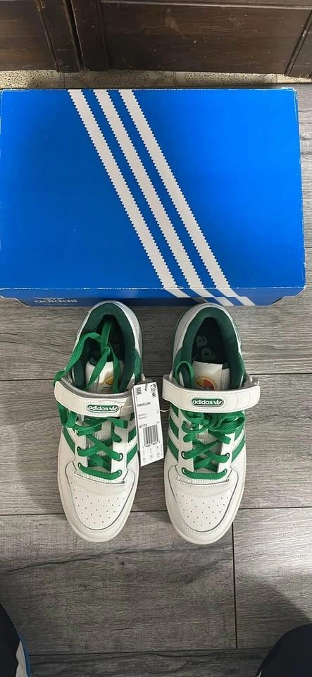 Adidas Forum low - men’s 8.5 - photo 2