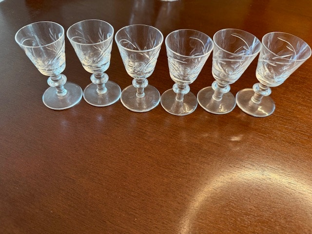 Set of six small Laurentian crystal sherry glasses