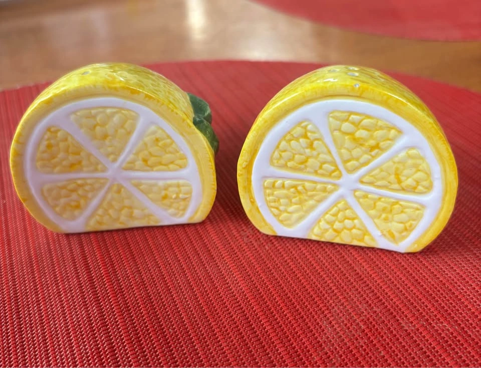 Lemon Salt and Pepper Shaker Set - photo 2