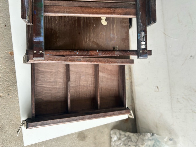 Painting stand with drawer - photo 2