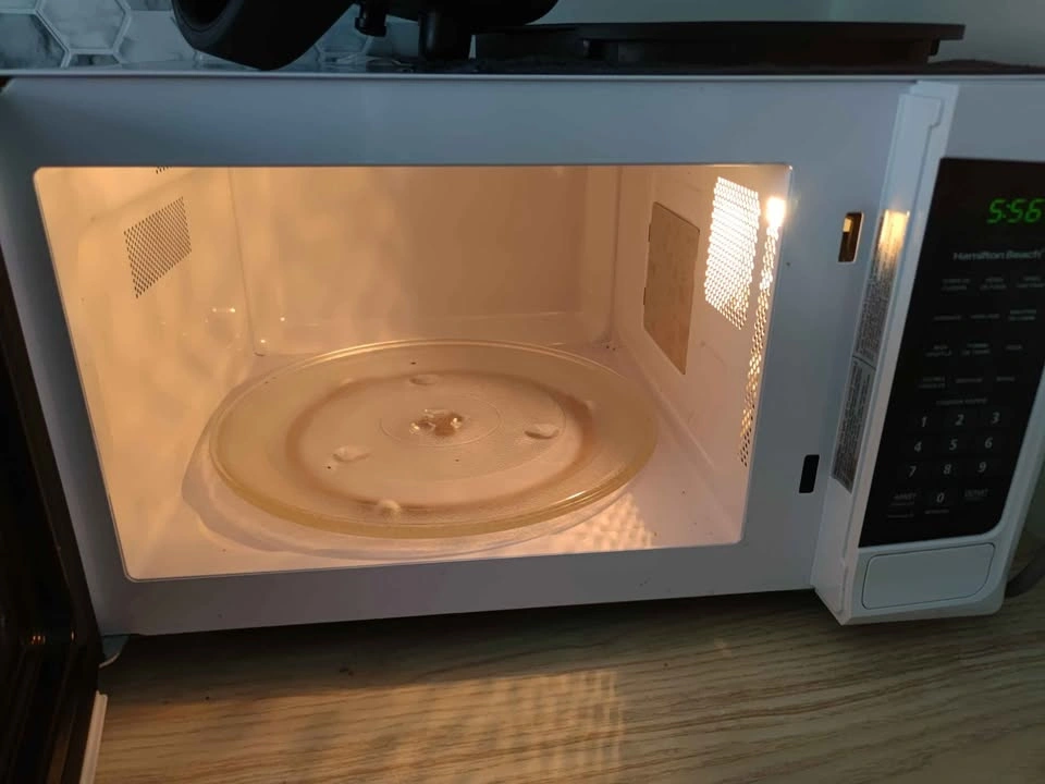 Hamilton Beach 1.1 cu ft Microwave (1000W) - photo 2