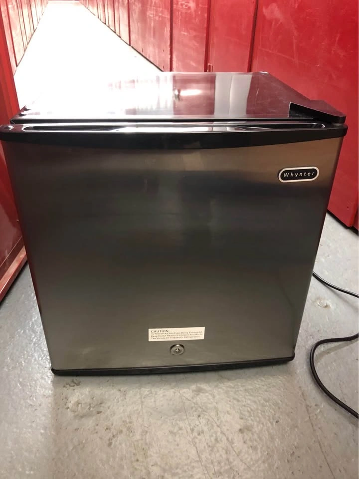 Whynter Upright Mini Freezer 1.1 cu. Ft. ENERGY STAR - photo 5