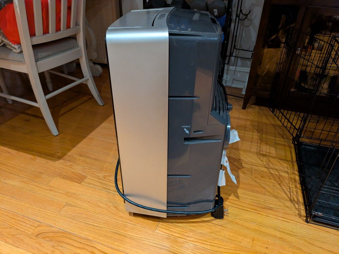 Haier Portable Air Conditioner and Heater - photo 3