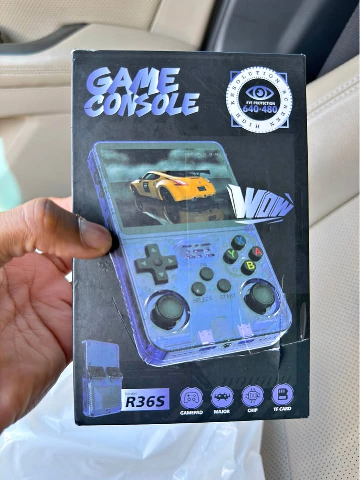 R36S Handheld Game Console