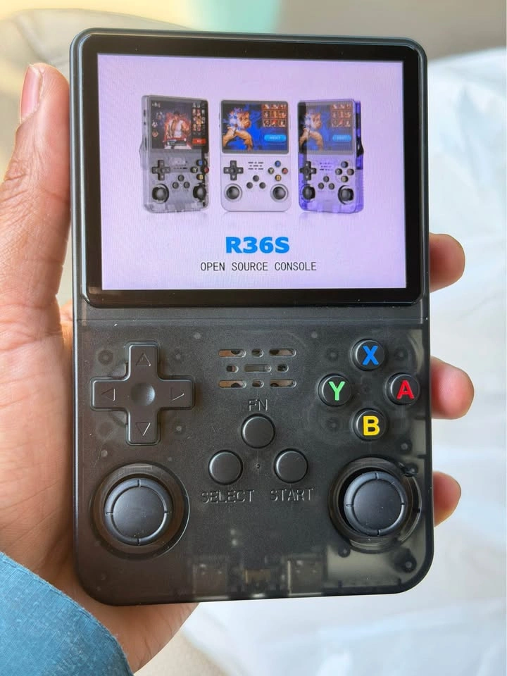R36S Handheld Game Console - photo 3