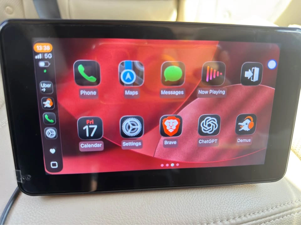 Portable Wireless Apple CarPlay Android Auto Car Display - photo 2
