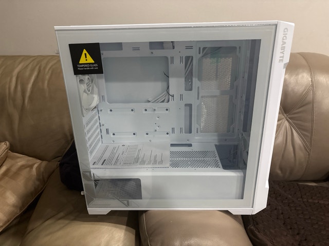 LIKE NEW - GIGABYTE C102 GLASS ICE CASE - photo 2