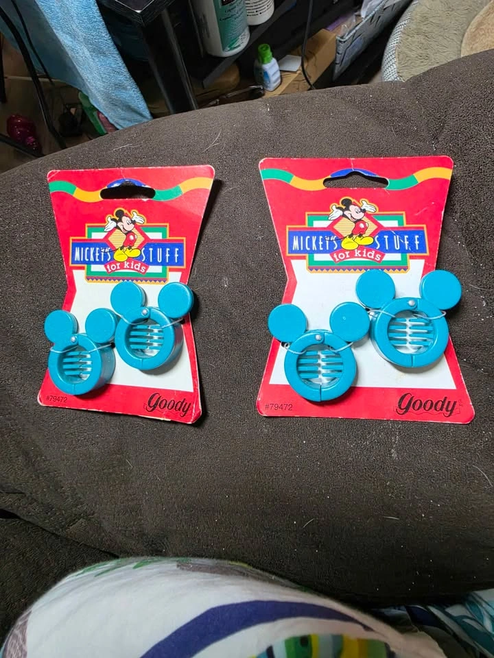 New vintage Disney hair clips - photo 2
