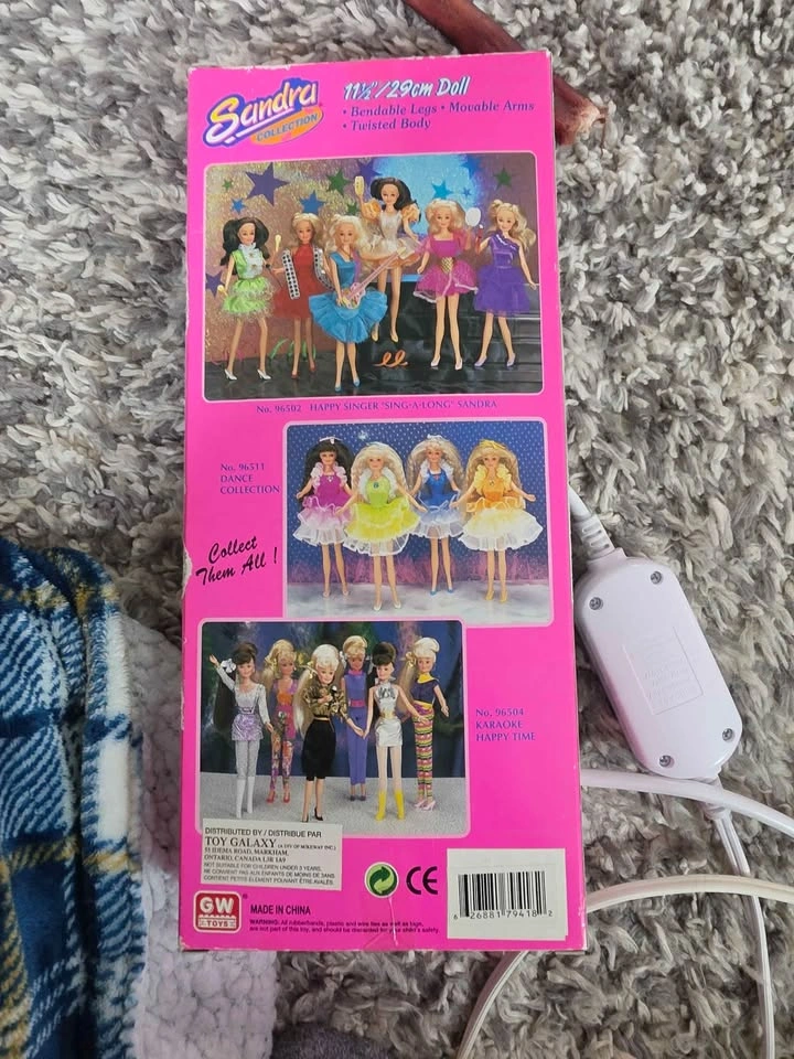 1986 Vintage Happy Singer Barbie - photo 2