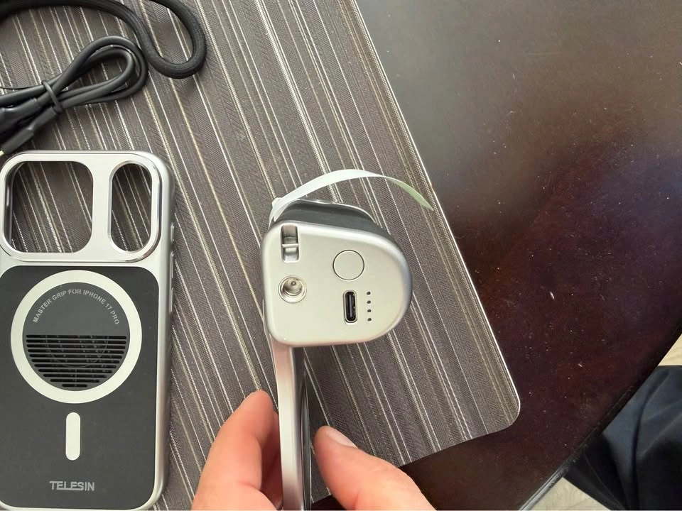 TELESIN Master Grip Kit for iPhone 17 Pro - photo 5