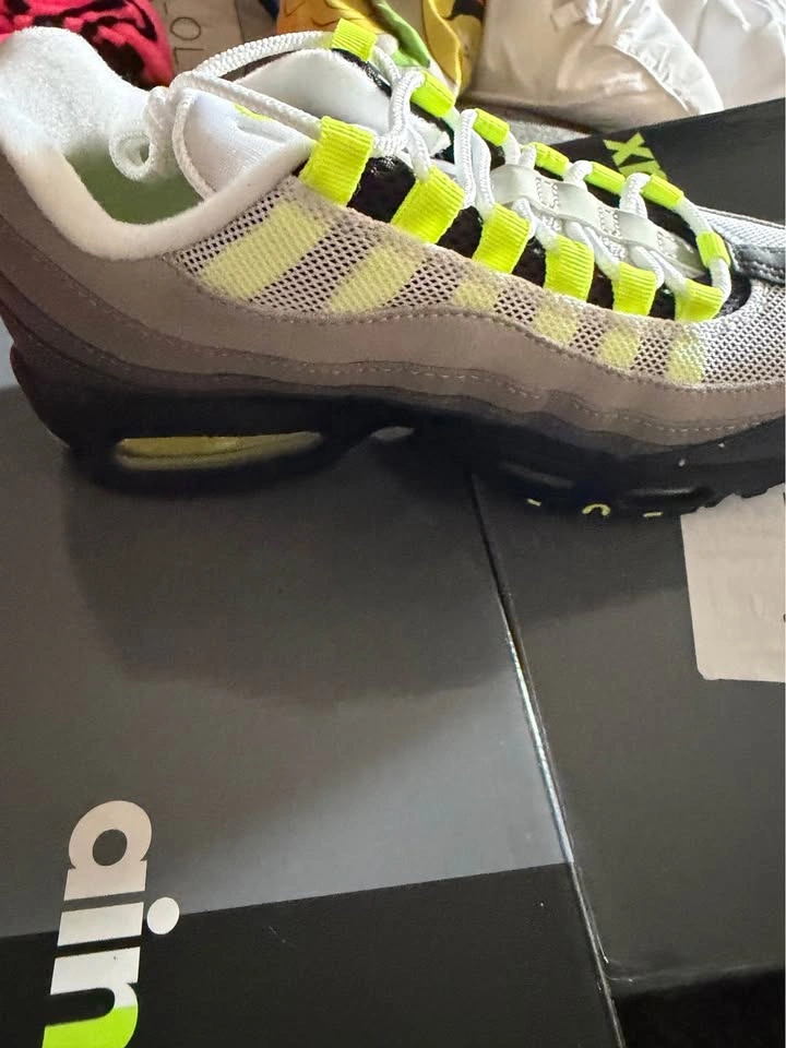 Nike Air Max 95 White Grey Neon Green US 9 / EU 40 - photo 3