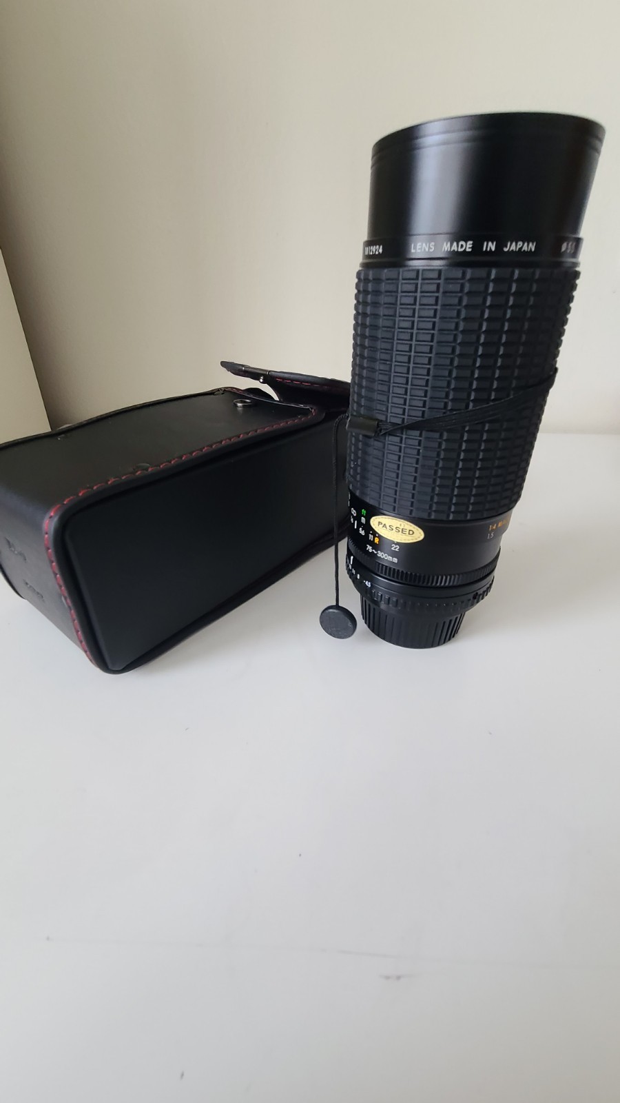 Sigma 75-300mm Zoom Lens w/ Case - Vintage Manual Focus - photo 4