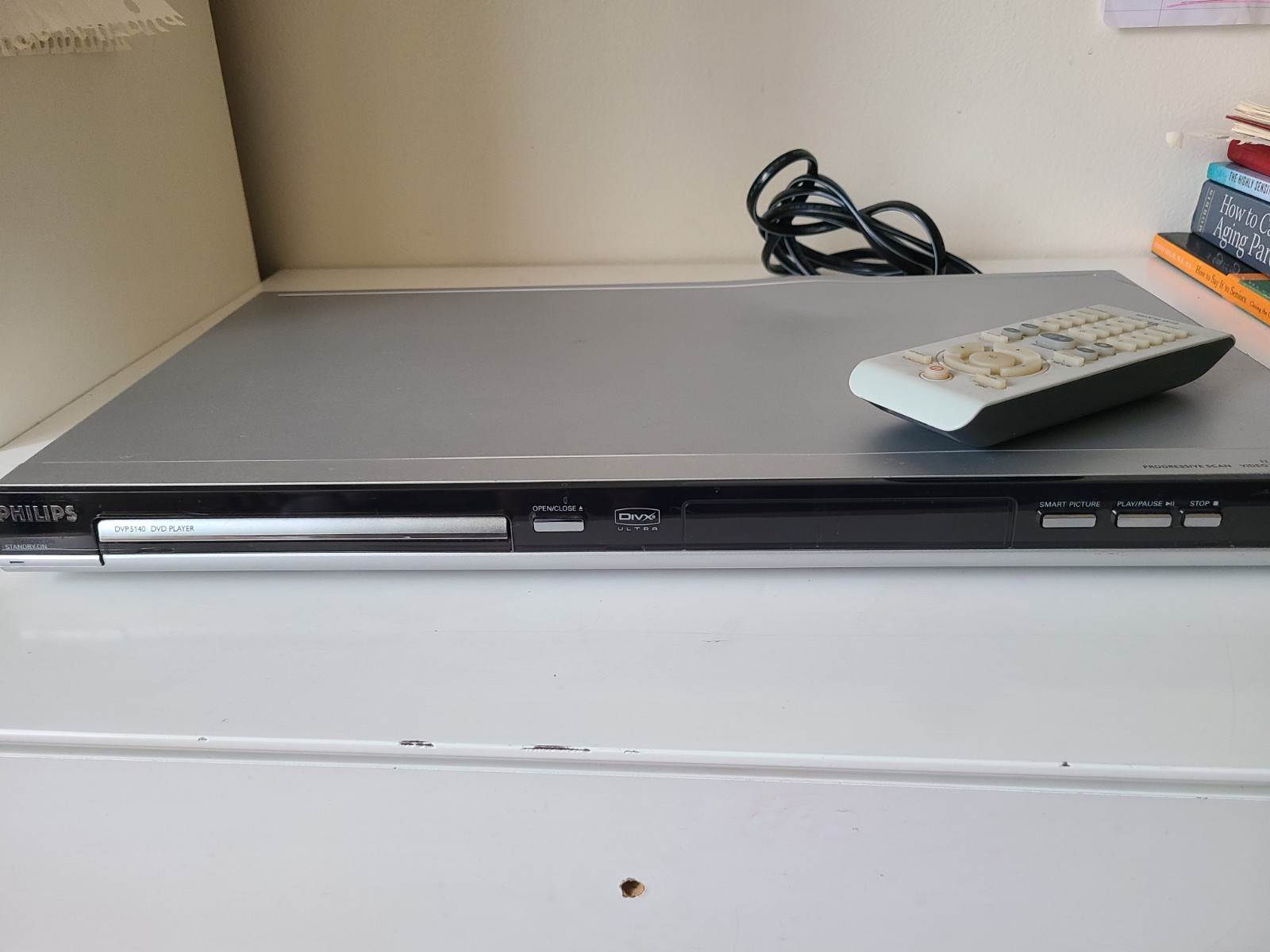 Philips DVP5140/37 DVD Player Dolby Digital Audio Remote Tested
