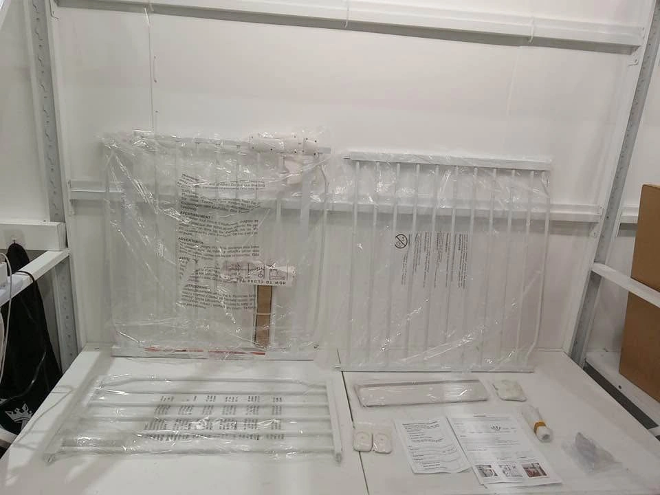 Child/Pet Safety Gate Pressure Mount - photo 3