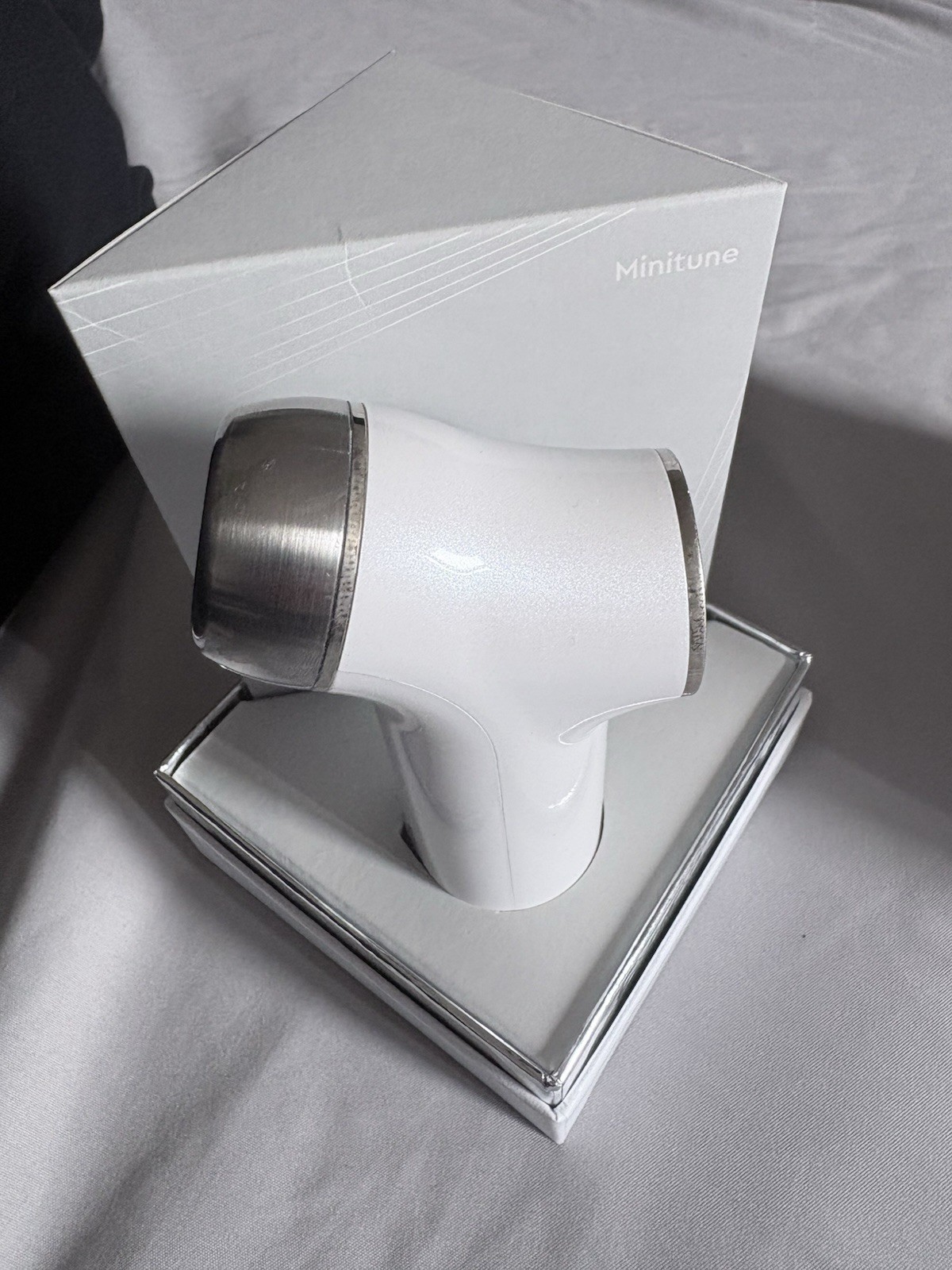 Quadthera Minitune Ultrasound Facial Beauty Device - photo 2