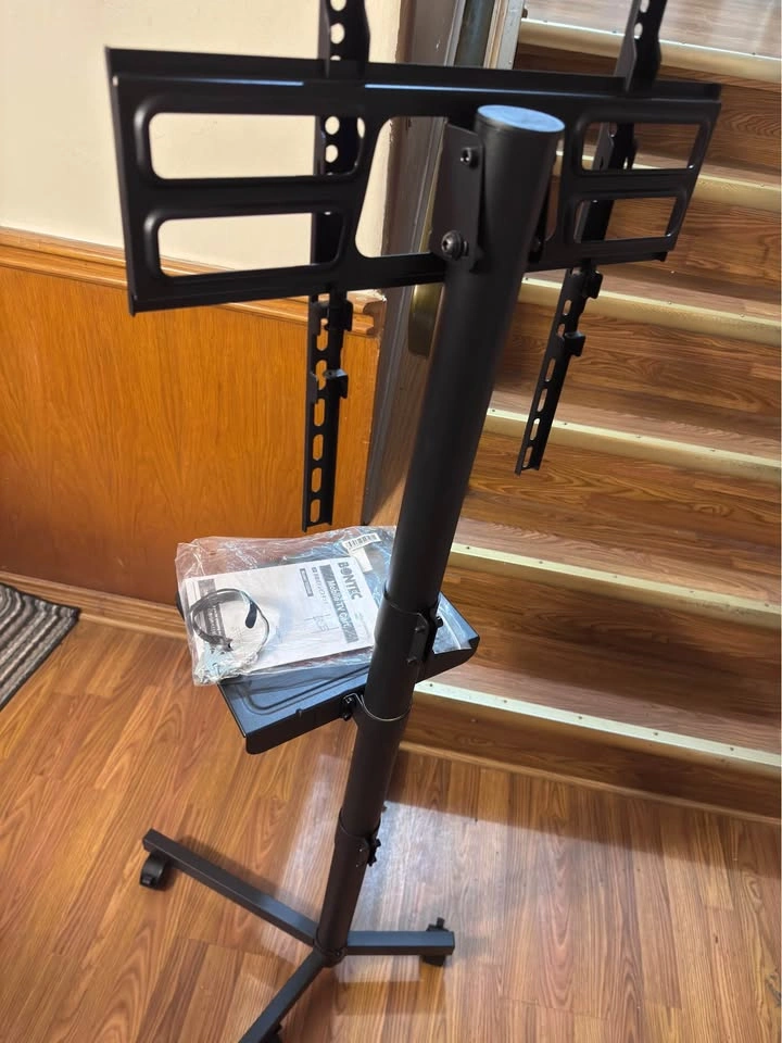 BONTEC Mobile TV / Monitor Stand with Wheels – Excellent Conditi - photo 3