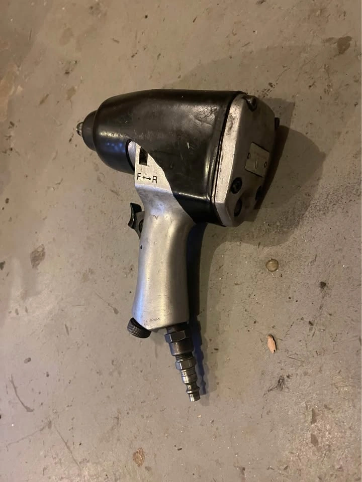 1/2 Inch Impact Wrench - photo 2