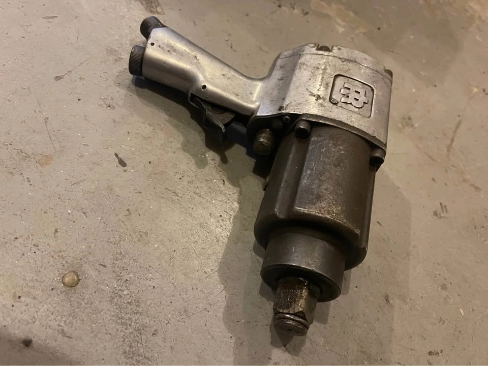 Ingersol Rand 3/4 inch Impact Wrench - photo 2