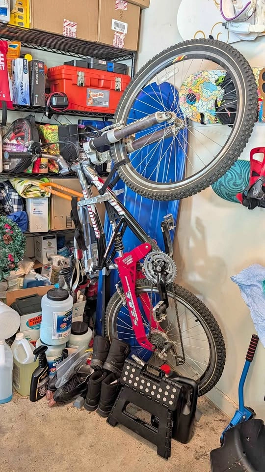 QUANTUM INFINITY SHIMANO 24 SPEED Dual Suspension Mountain Bike