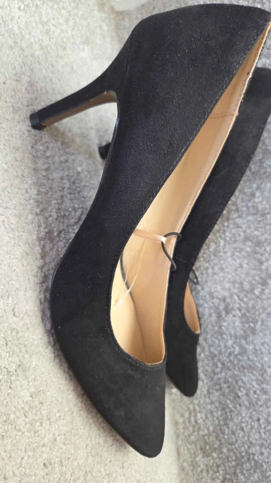 Brand new women's high heels - photo 3