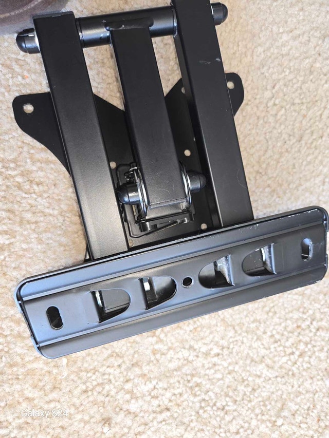 TV Wall Mount - photo 4