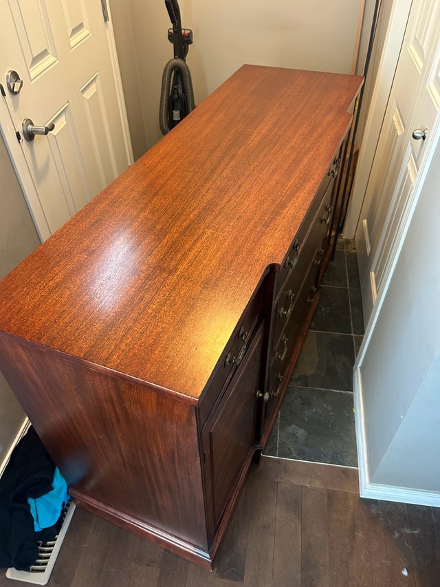 Knechtels Limited Solid Mahogany Buffet - photo 5