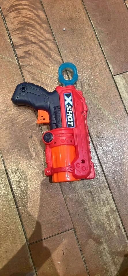 Zuru X-Shot Fury 4 Toy Blaster
