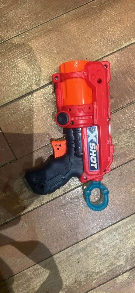 Zuru X-Shot Fury 4 Toy Blaster - photo 3
