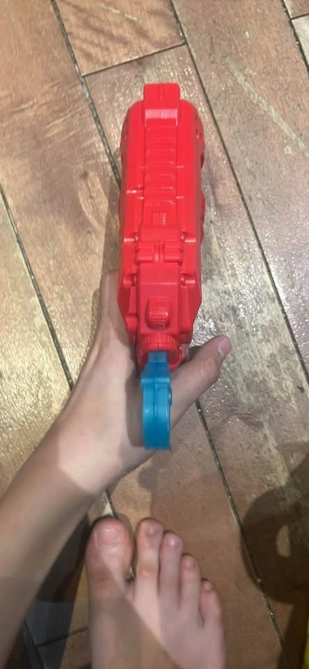 Zuru X-Shot Fury 4 Toy Blaster - photo 4