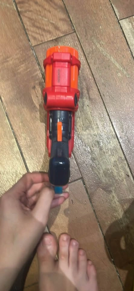 Zuru X-Shot Fury 4 Toy Blaster - photo 5