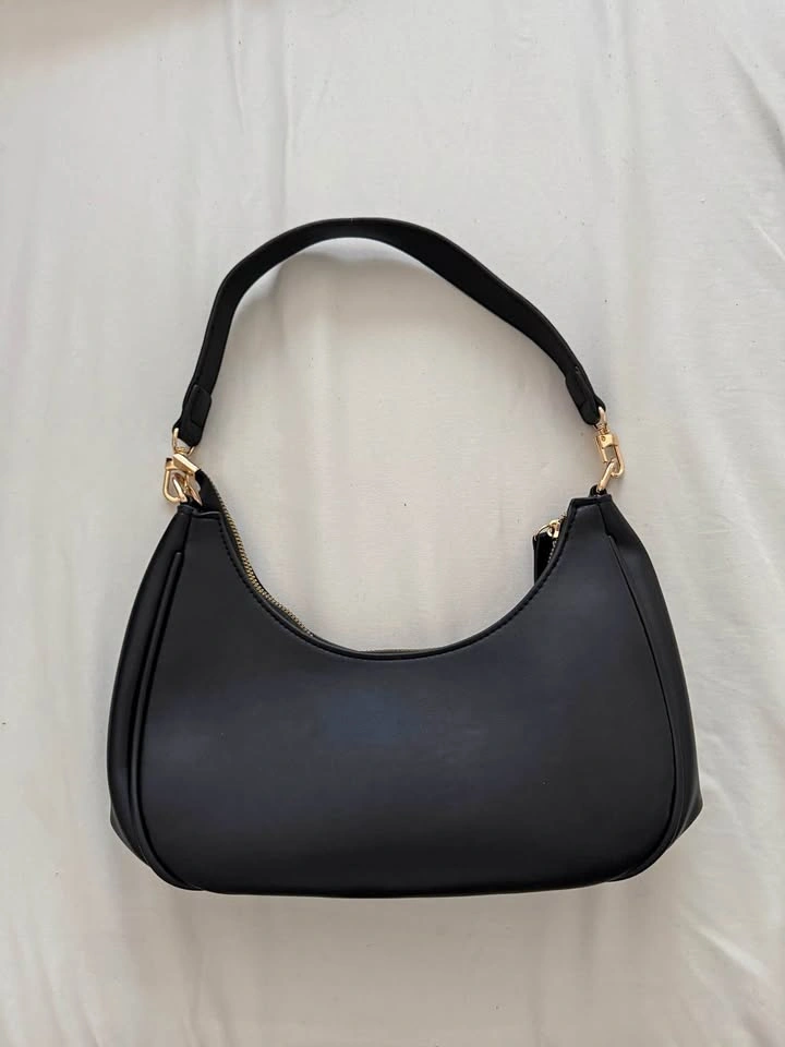 Black purse