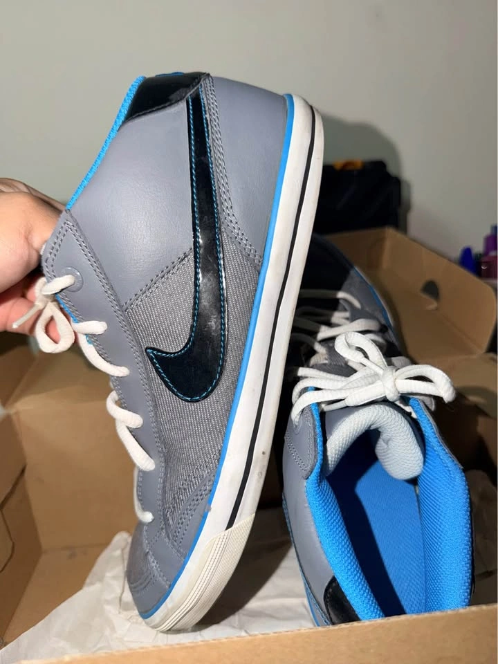 Nike Sneakers - photo 4