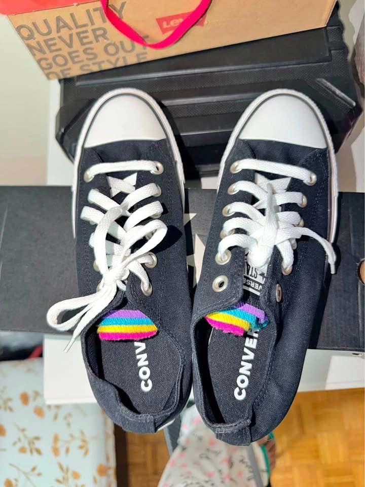CONVERSE Chuck Taylor multi-colored tongue