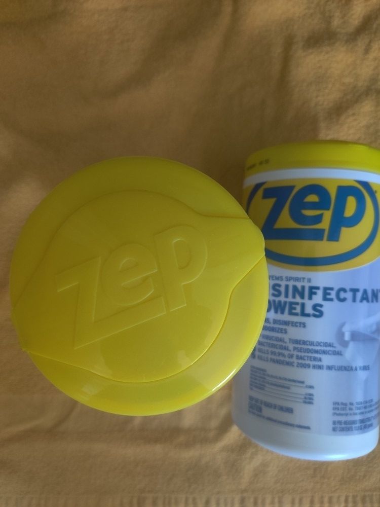 NEW Zep Disinfectant Towels - photo 2