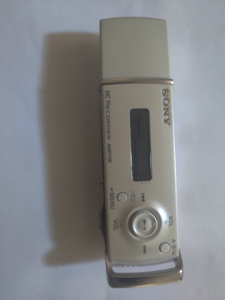 Sony ICD-U60 IC Recorder - MP3 Voice Recorder - photo 4