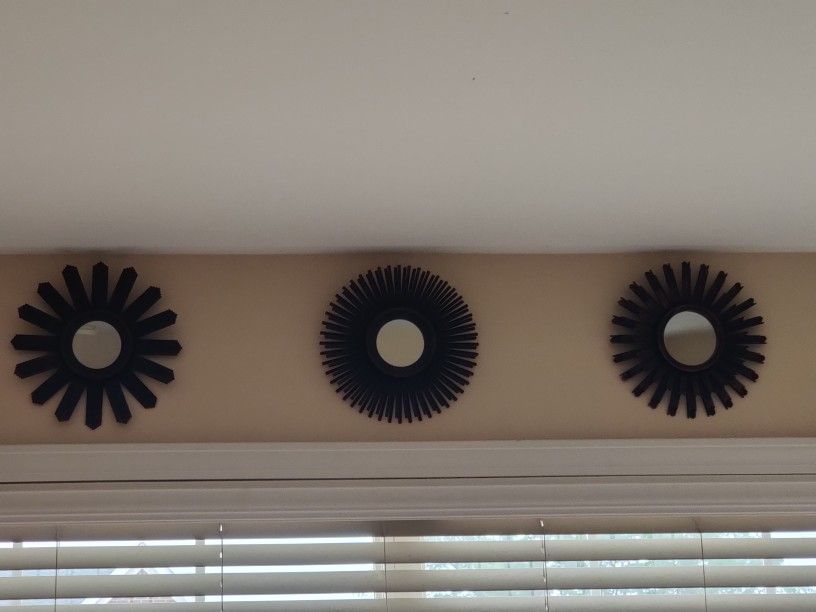 Metal Wall Arts - Each $20 - photo 4