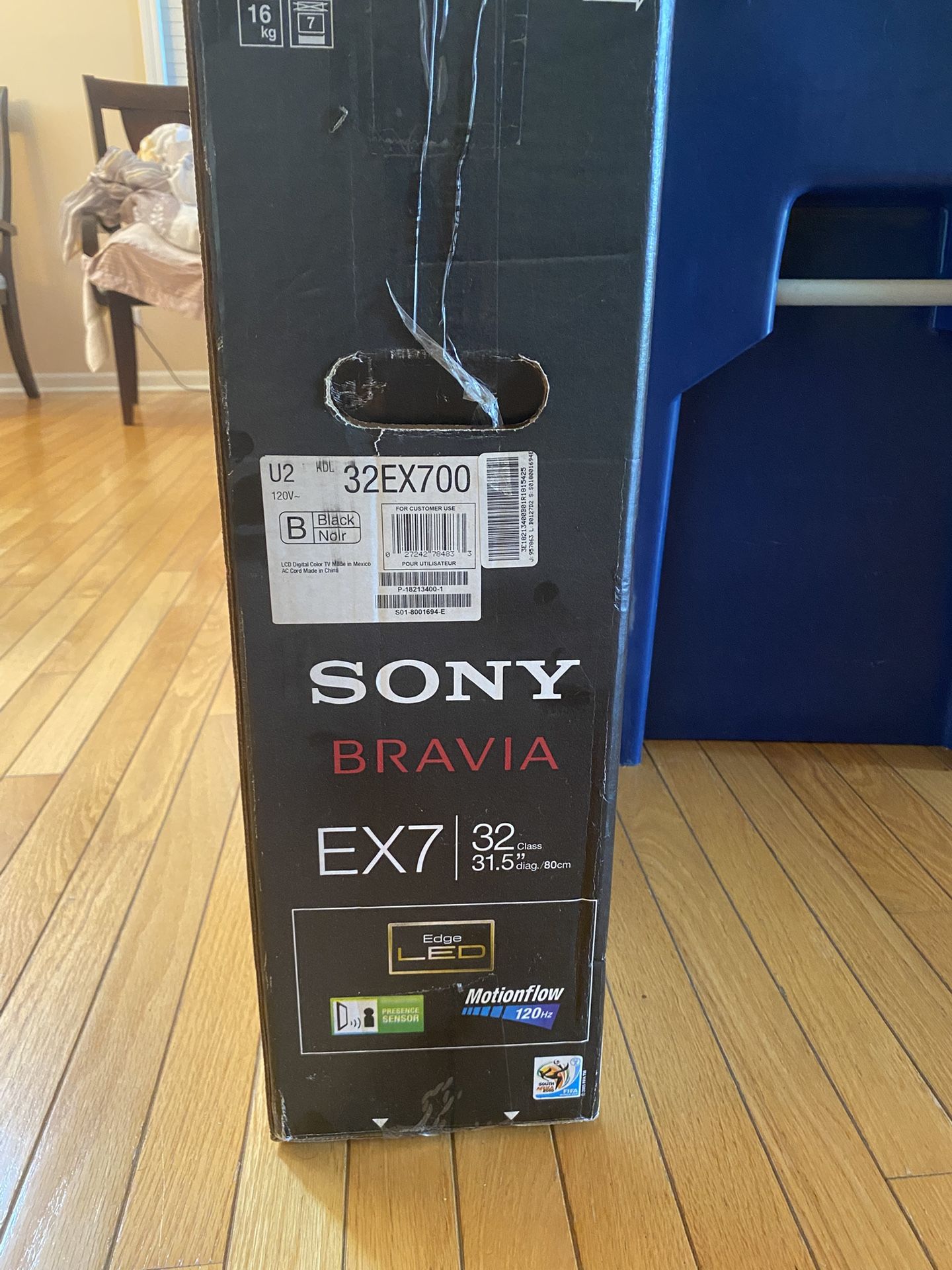 Sony Bravia EX7 32 inches With TV Stand - photo 3