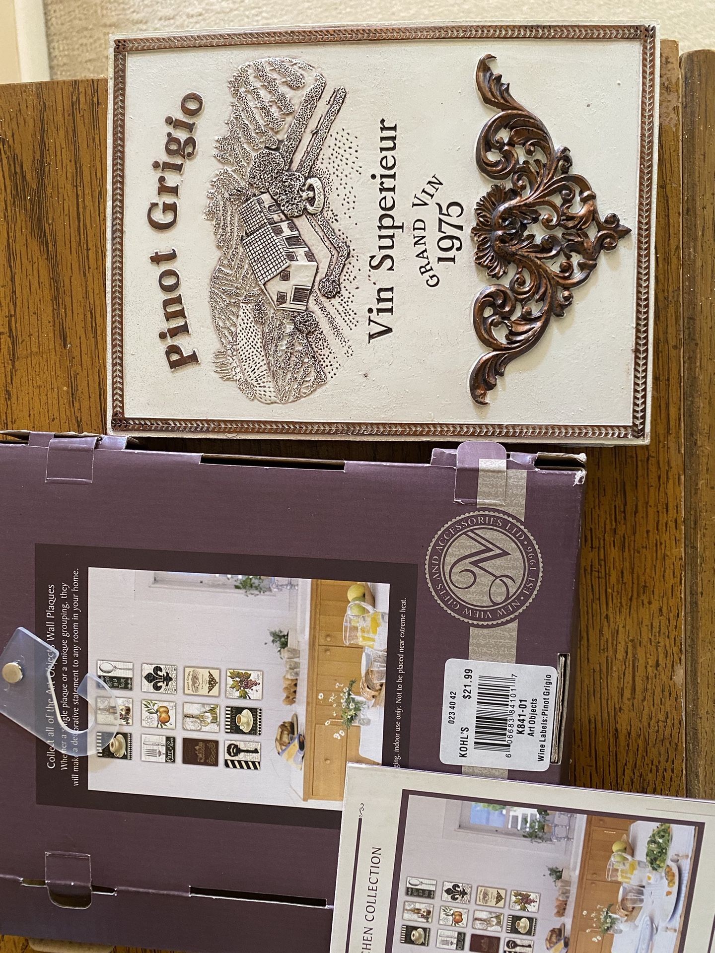 Assorted Wall Decors - Each Piece $2 - photo 4